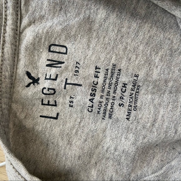 American Eagle Grey T-Shirt - Picture 3 of 3